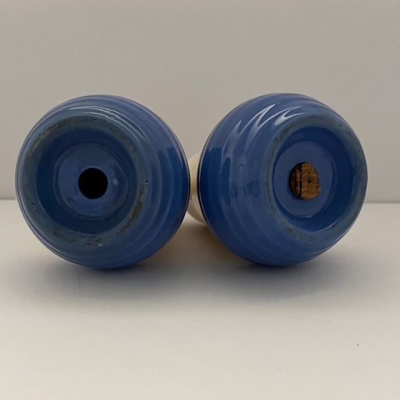 Universal Potteries Blue Bell Salt & Pepper Shakers and Circus Pattern Bowl - Picture 4 of 6